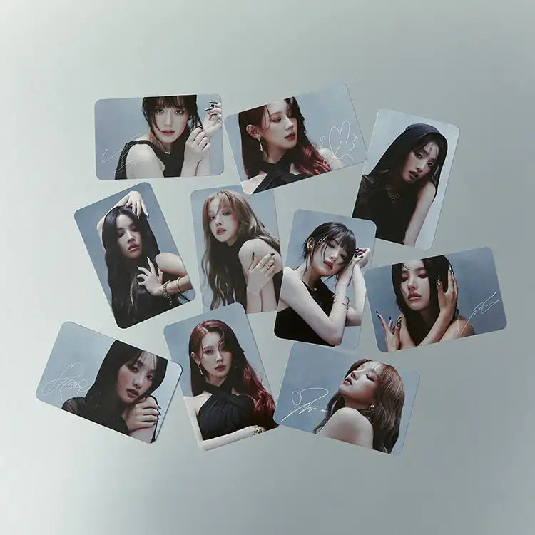 (G)I-DLE - Photocard Set - Line Friends Square - Acrylic Keyring - Harumio