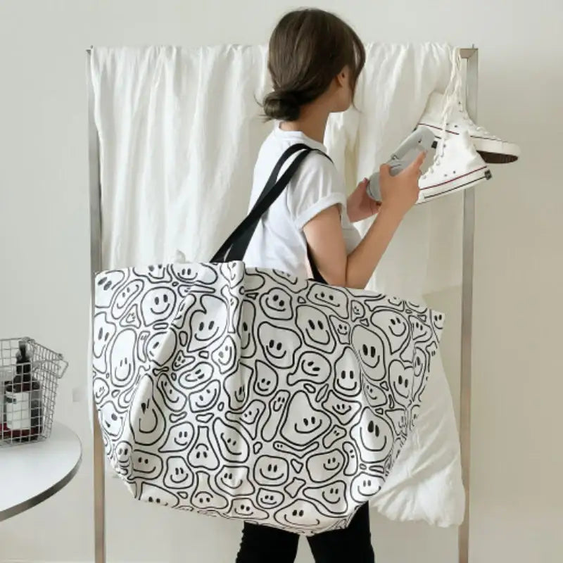 SALDA - Smiley Shopping Basket - SALDA - Bags - Harumio