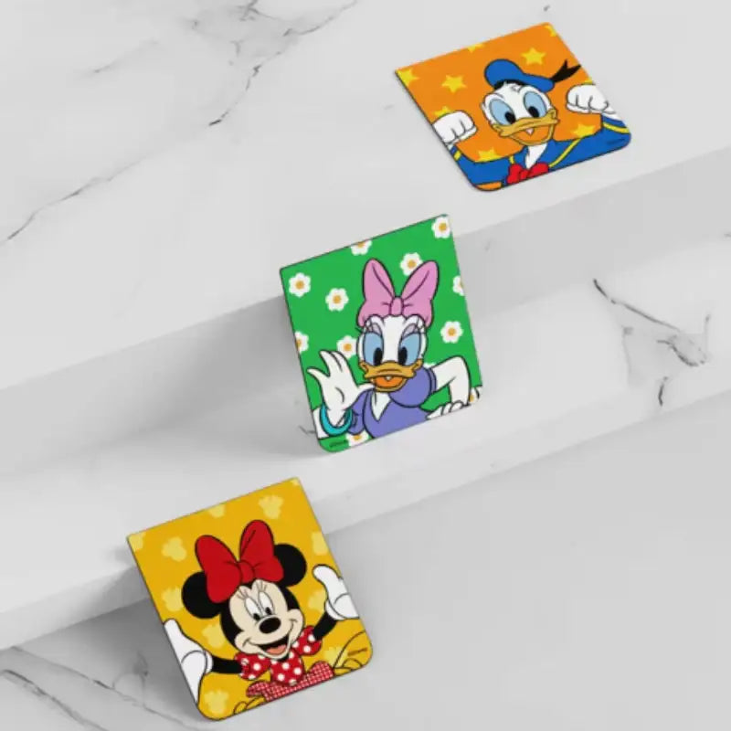 Disney Flip Suit Card (Galaxy Z Flip5) - SLBS - Home & Living, Accessories - Harumio