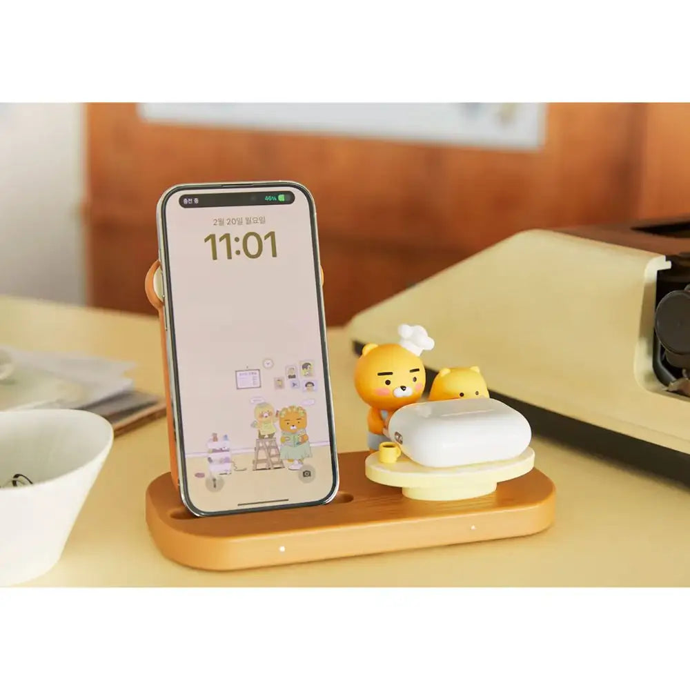 Kakao Friends - Bakery Ryan & Choonsik 2 in 1 Wireless Charging Stand - Kakao Friends - Accessories - Harumio Kakao Friends - Bakery Ryan & Choonsik 2 in 1 Wireless Charging Stand - Kakao Friends - Accessories - Harumio