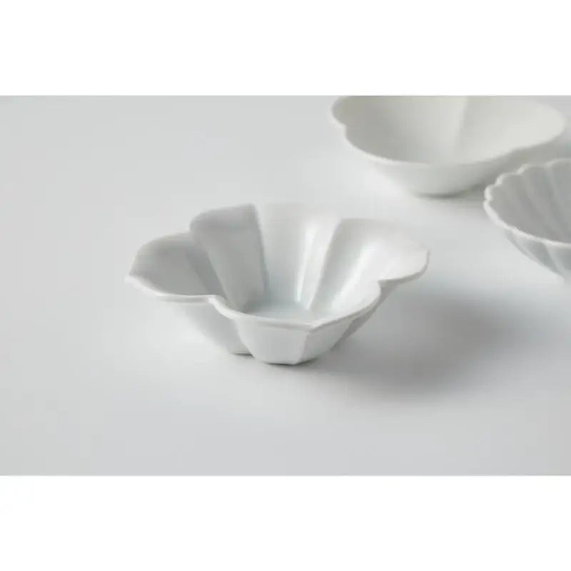 MUJAGI STUDIO - Flower Tiny Plate (Gloss) - MUJAGI STUDIO - Homeware - Harumio MUJAGI STUDIO - Flower Tiny Plate (Gloss) - MUJAGI STUDIO - Homeware - Harumio