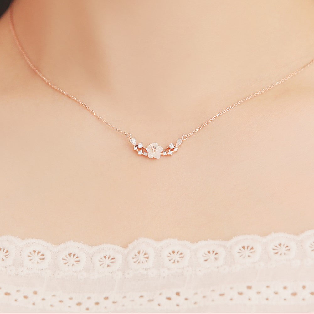 OST - Plum Flower Necklace