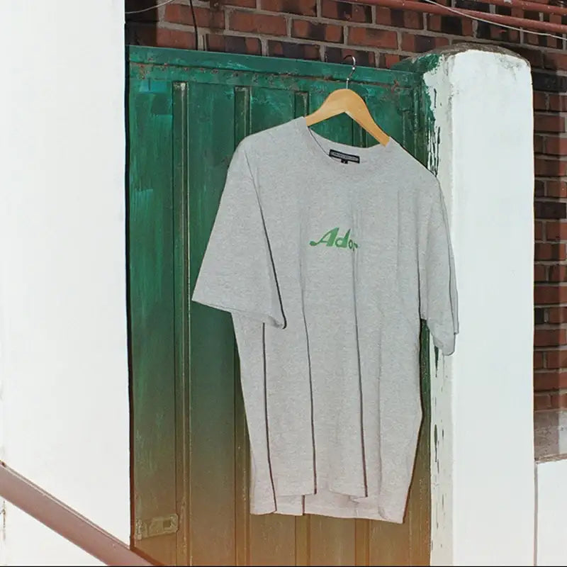 NewJeans - ADOR - Tee - NewJeans - T-Shirts - Harumio