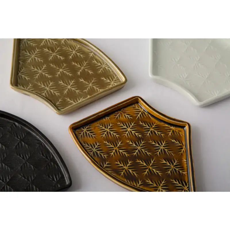 Chaora - Snowflake Fan Plate - Chaora - Tableware - Harumio Chaora - Snowflake Fan Plate - Chaora - Tableware - Harumio
