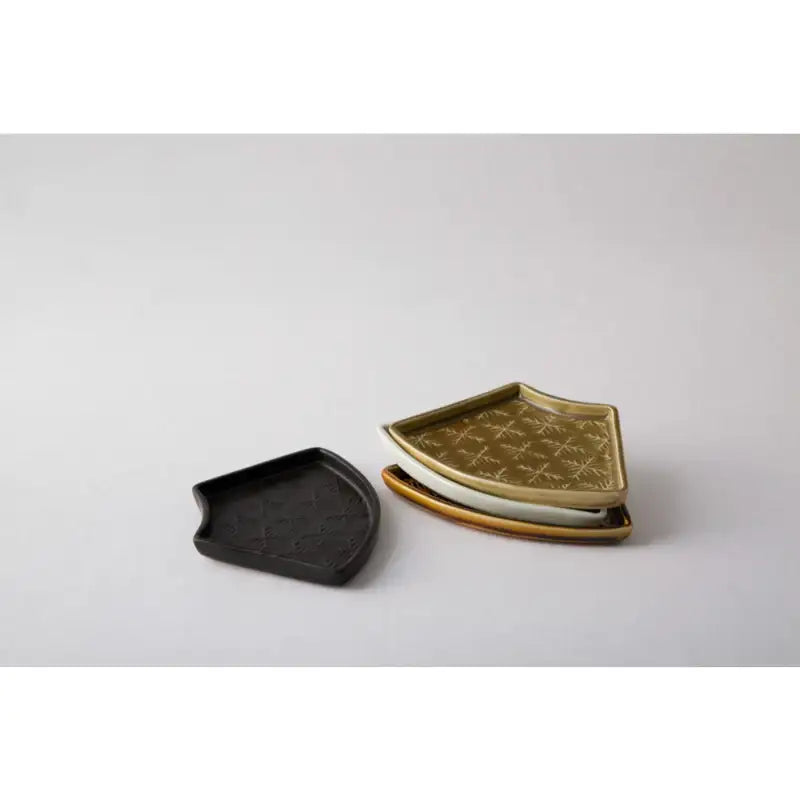 Chaora - Snowflake Fan Plate - Chaora - Tableware - Harumio Chaora - Snowflake Fan Plate - Chaora - Tableware - Harumio