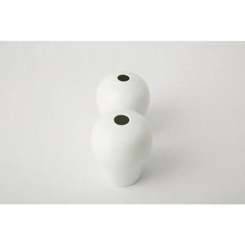 Chaora - White Porcelain Vase - Chaora - Tableware - Harumio Chaora - White Porcelain Vase - Chaora - Tableware - Harumio
