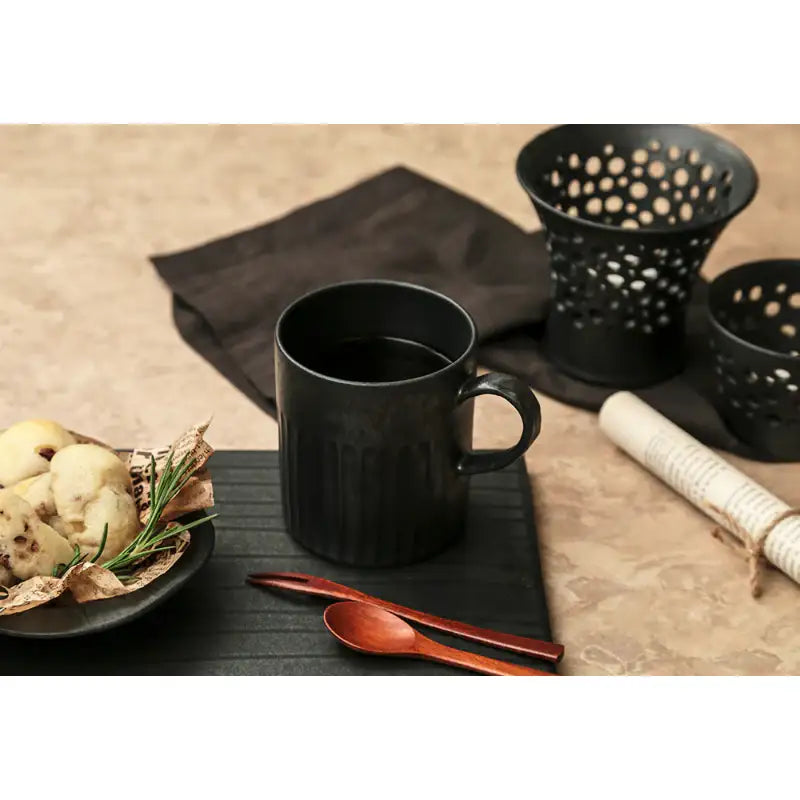 Chaora - Black Sculpture Mug - Chaora - Tableware - Harumio