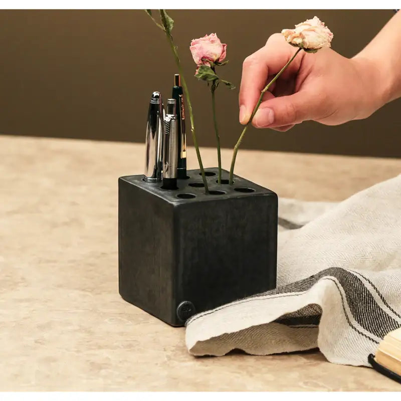 Chaora - Black Flower Arrangement & Pen Holder - Chaora - Tableware - Harumio