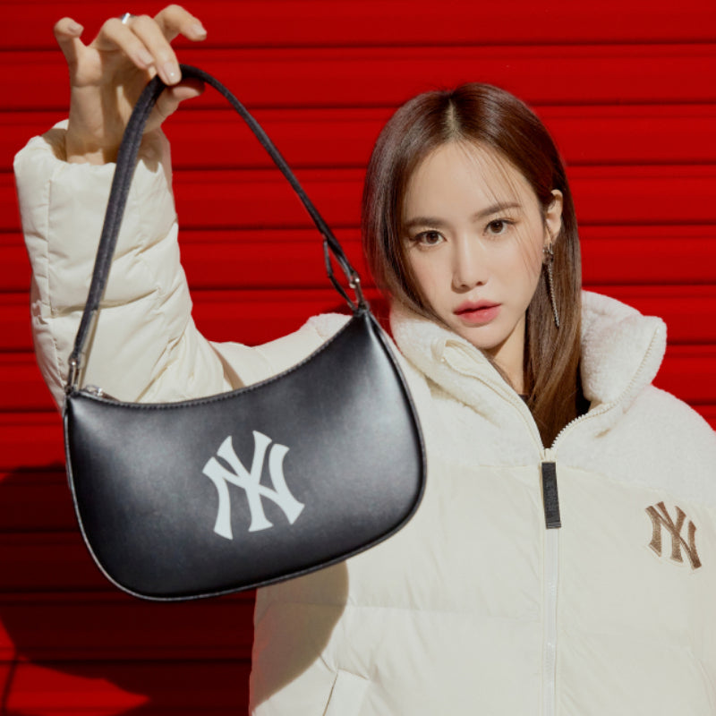 NEW YORK YANKEES Monogram Hobo Bag (Black)