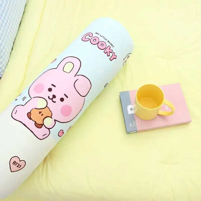 NARA HOME DECO x BT21- Round Body Pillow - NARA HOME DECO - Long pillow - Harumio NARA HOME DECO x BT21- Round Body Pillow - NARA HOME DECO - Long pillow - Harumio