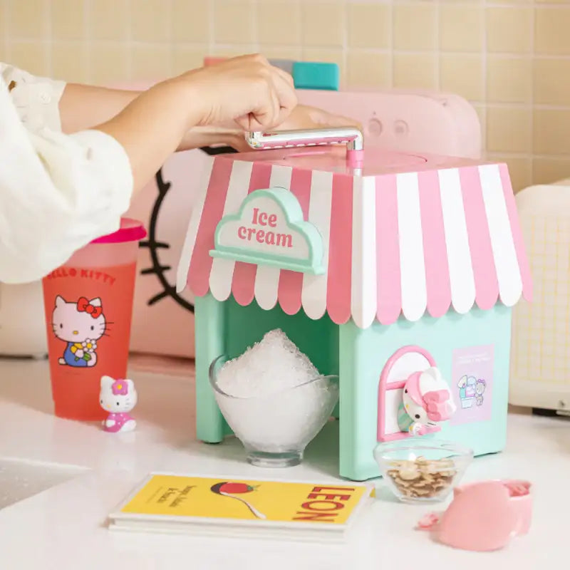 Sanrio x 10x10 - Hello Kitty Ice Shaver - Sanrio x 10x10 - Kitchenware - Harumio Sanrio x 10x10 - Hello Kitty Ice Shaver - Sanrio x 10x10 - Kitchenware - Harumio