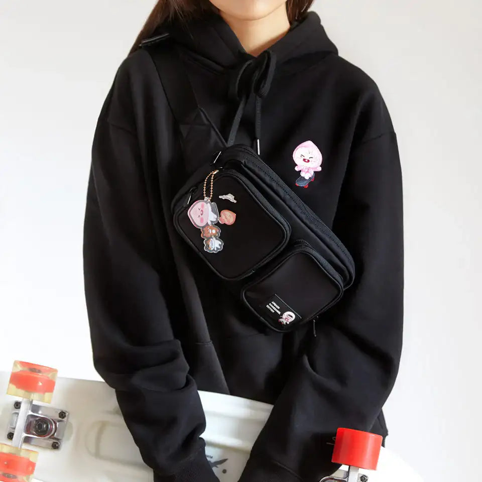 Apeach x KangDaniel - Apeach Hip Sack - Apeach x KangDaniel - Accessories - Harumio Apeach x KangDaniel - Apeach Hip Sack - Apeach x KangDaniel - Accessories - Harumio