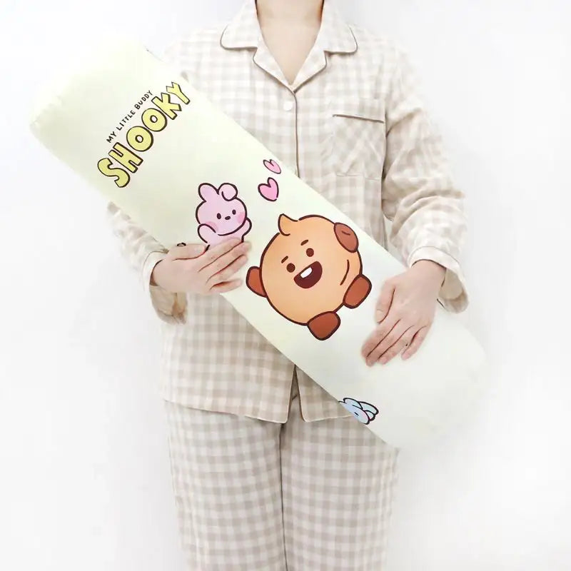 NARA HOME DECO x BT21- Round Body Pillow - NARA HOME DECO - Long pillow - Harumio NARA HOME DECO x BT21- Round Body Pillow - NARA HOME DECO - Long pillow - Harumio