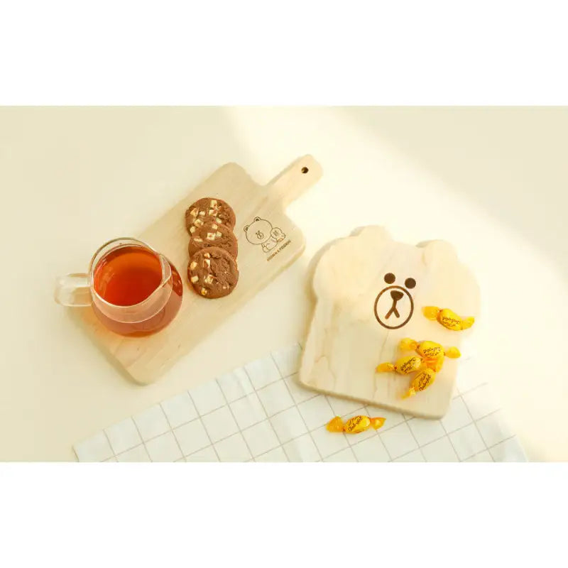 LINE FRIENDS - Brown & Sally Wood Handle Plate - Line Friends - Kitchenware - Harumio