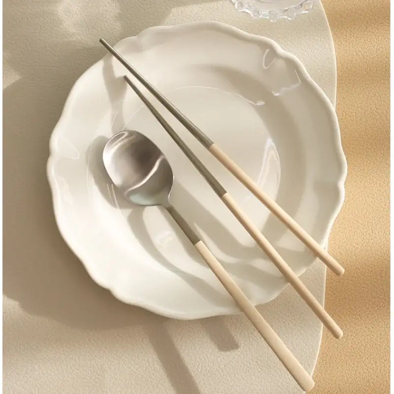 Snail Living - Cuisine de Maman Soonsoo Cutlery Set - Snail Living - Cutlery - Harumio Snail Living - Cuisine de Maman Soonsoo Cutlery Set - Snail Living - Cutlery - Harumio