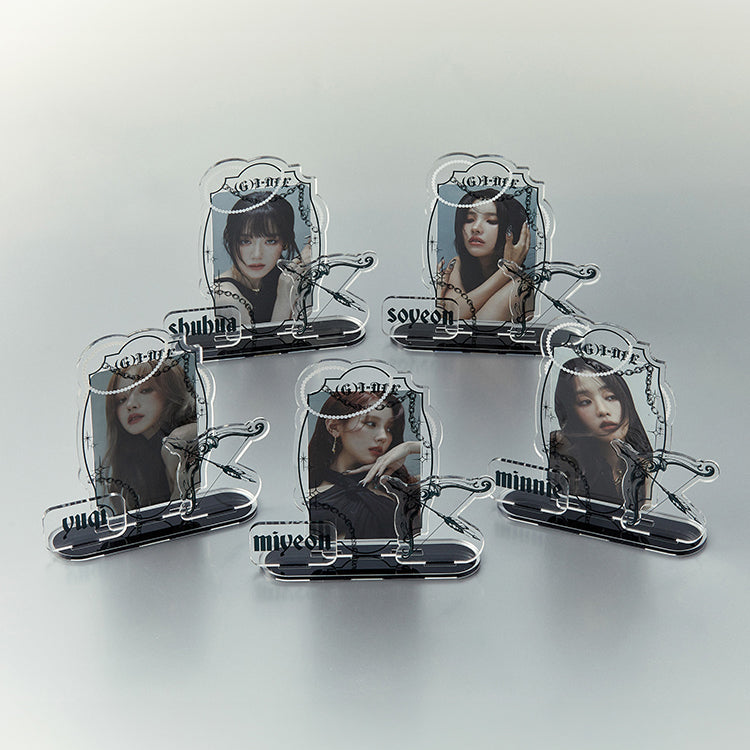 (G)I-DLE - Photocard Stand (Version 0) - Line Friends Square - Photocard Stand - Harumio