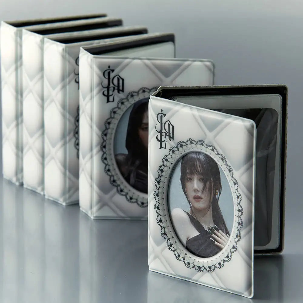 (G)I-DLE - Photocard Collect Book (Version 2) - Line Friends Square - Photocard Book - Harumio
