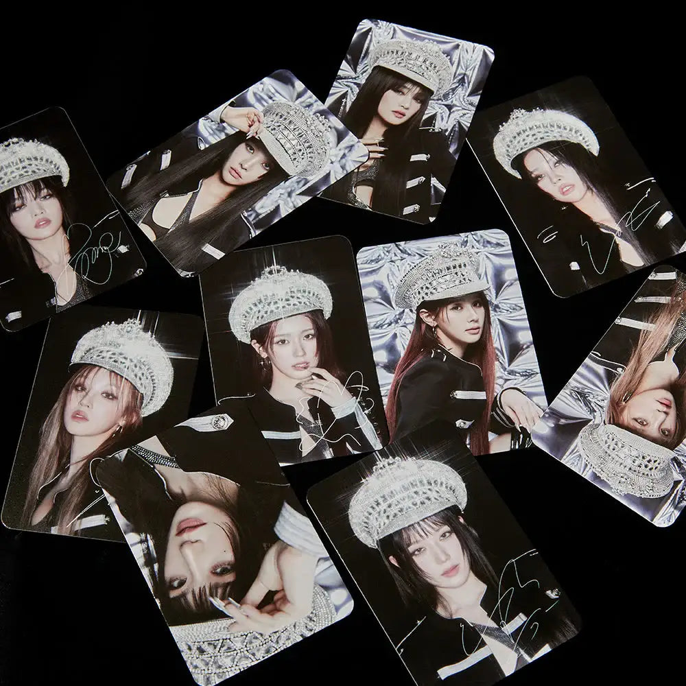 (G)I-DLE - Photocard Set - Line Friends Square - Acrylic Keyring - Harumio