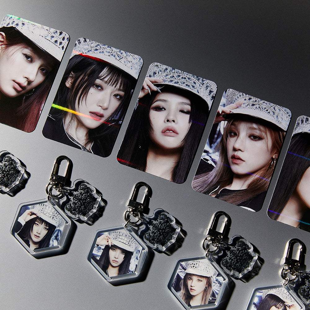 (G)I-DLE - Acrylic Keyring & Phoca Set - Line Friends Square - Acrylic Keyring - Harumio