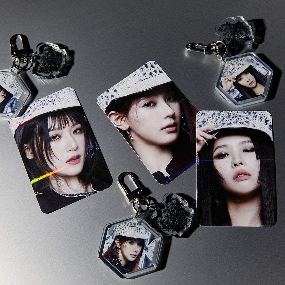 (G)I-DLE - Acrylic Keyring & Phoca Set - Line Friends Square - Acrylic Keyring - Harumio