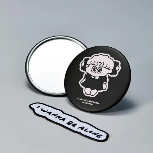 Standard Love Dance - LEEGONG Black Cherry Pie Handheld Mirror - Line Friends Square - handheld mirror - Harumio