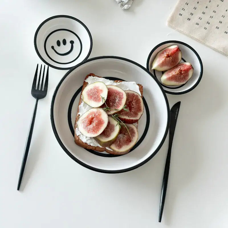 SALDA - Smiley Tableware Set 10p - SALDA - Tableware Set - Harumio