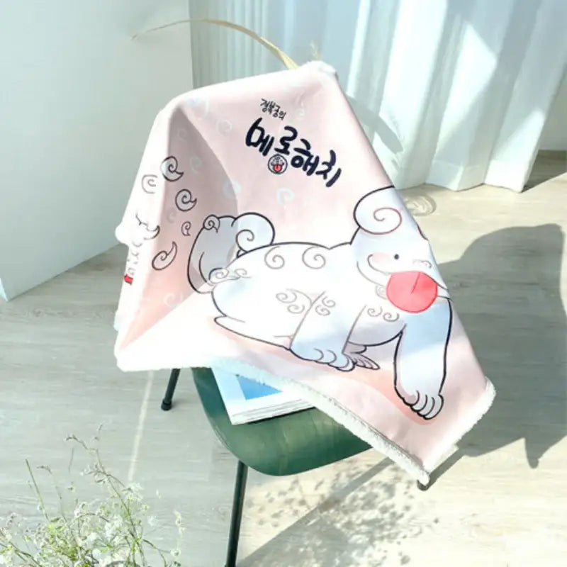 Merong Haechi - Knee Blanket (Pink) - Soone Content - Blankets - Harumio