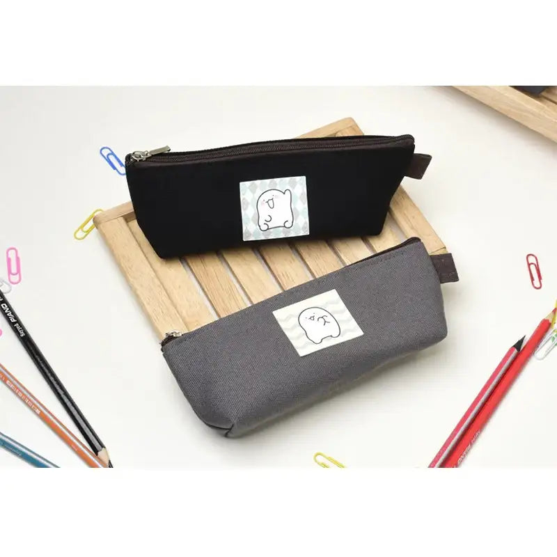 Anonymous - Label Slim Pouch - Soone Content - Pouches - Harumio