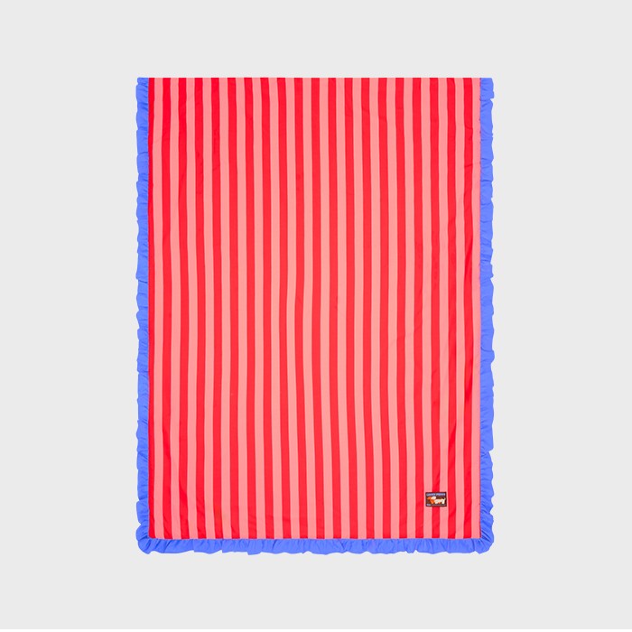 Wiggle Wiggle - Cooling Quilted Blanket (Lucky Puppy Red)