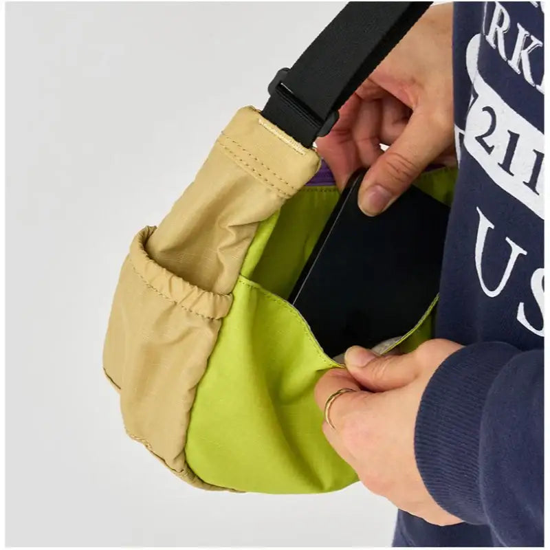 iCANDOR - Crescent Bag - iCANDOR - Pet Carriers - Harumio