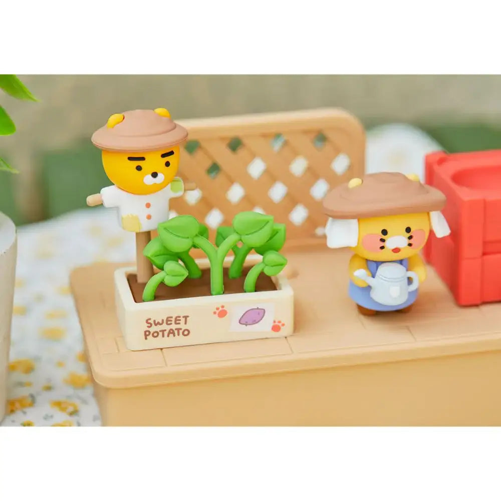 Kakao Friends - Ryan & Choonsik Sweet Potato Farmer Charging Stand - Kakao Friends - Home & Living, Accessories - Harumio