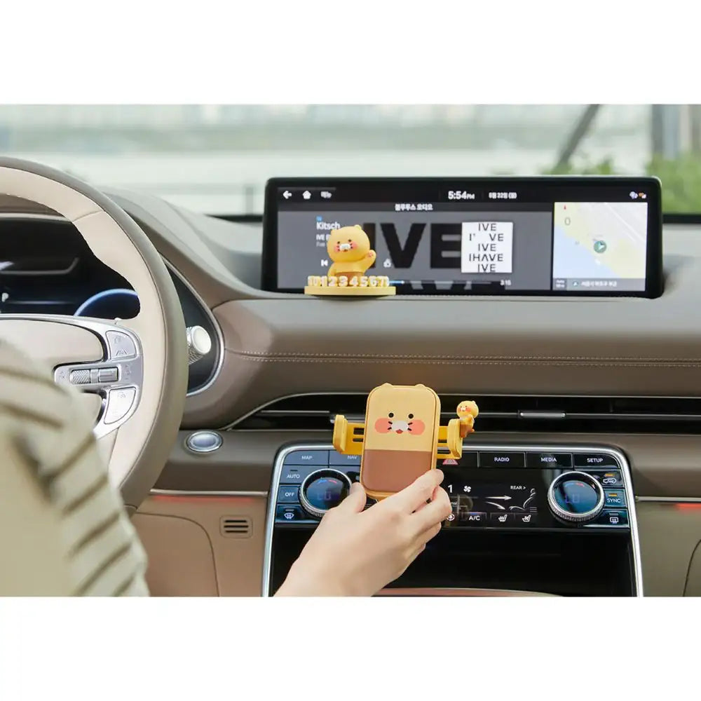 Netflix DP x Kakao Friends - Choonsik Auto Wireless Vehicle Charging Cradle - Netflix DP x Kakao Friends - Home & Living, Accessories - Harumio