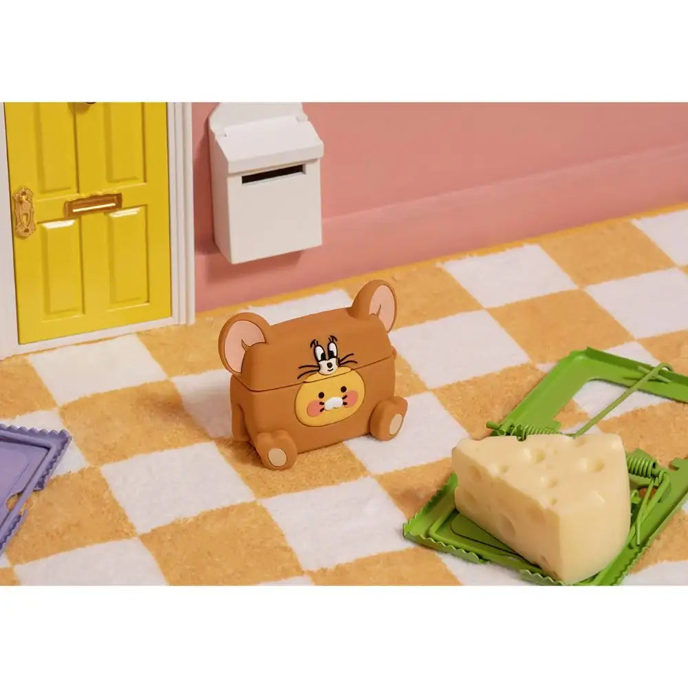 Tom & Jerry x Kakao Friends - Jerry & Choonsik Airpods Pro 2 Case - Tom & Jerry x Kakao Friends - Home & Living, Accessories - Harumio