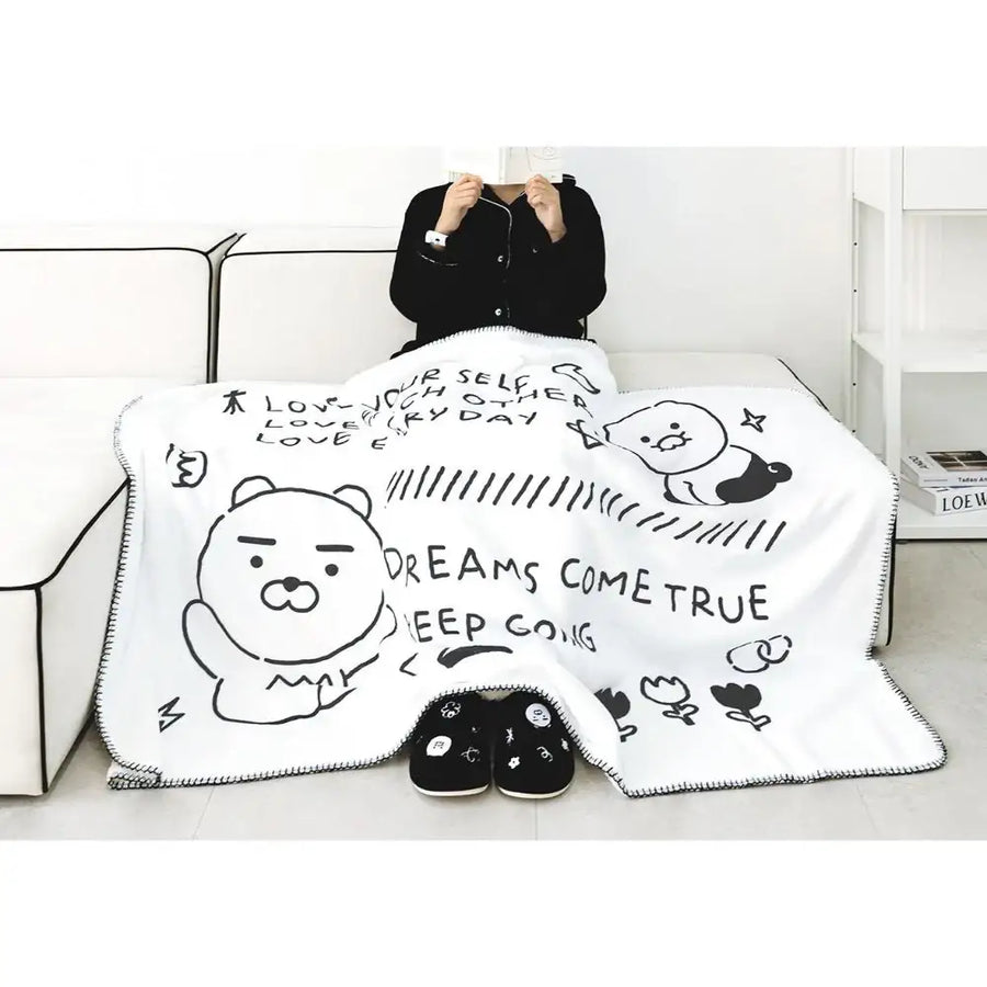 Kakao Friends - Doodle Doodle Ryan & Choonsik Large Fleece Blanket - Kakao Friends - Home & Living, Accessories - Harumio