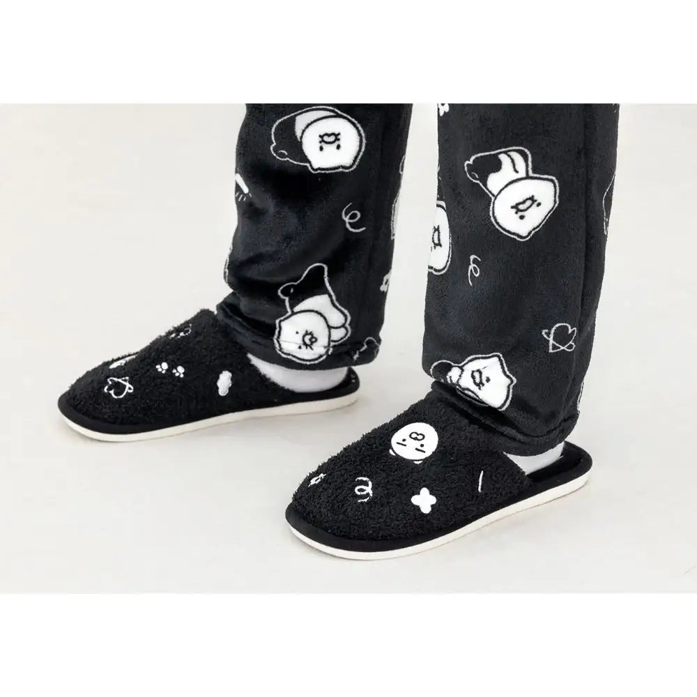 Kakao Friends - Doodle Doodle Ryan & Choonsik Fur Slippers - Kakao Friends - Home & Living, Accessories - Harumio