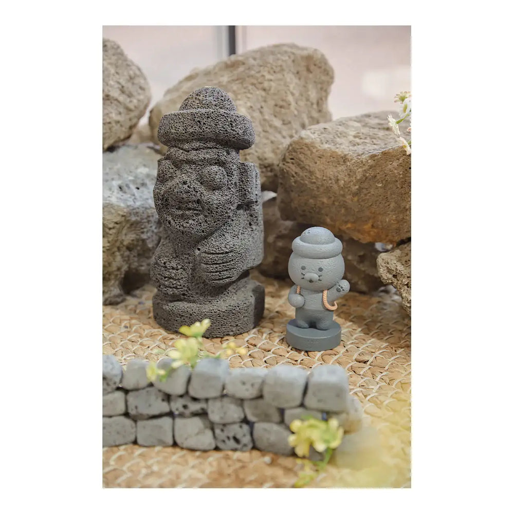 Kakao Friends - Friends in Jeju Hareubang Choonsik Figure - Kakao Friends - Home & Living, Accessories - Harumio