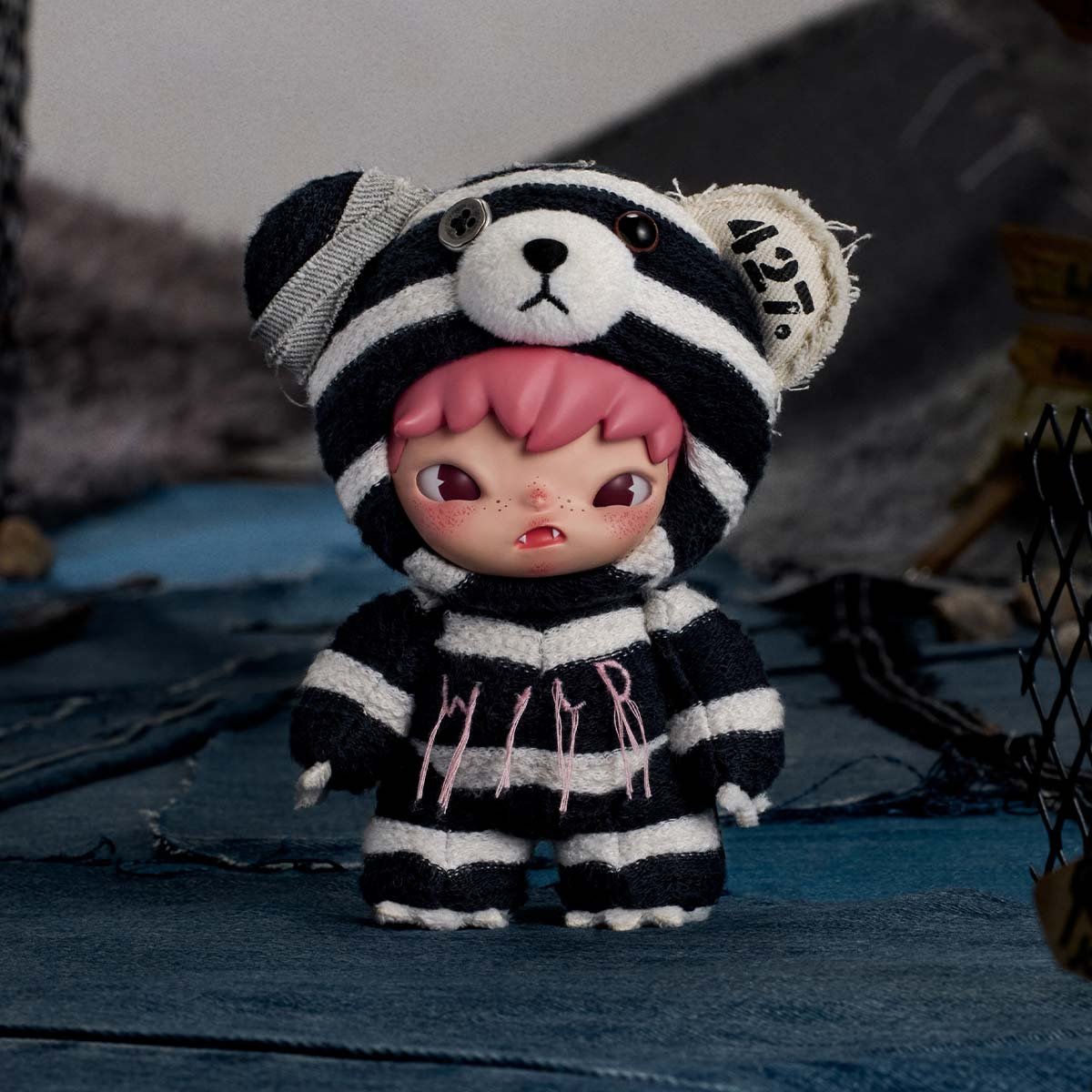 Hirono - Road Journal Series Doll Keyring