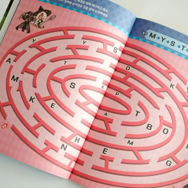 Cookie Run - Maze Game Book - Cookie Run - Paper Toy Book - Harumio