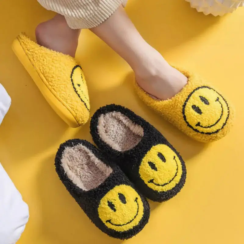 SALDA - Junior Smiley Winter Slippers - SALDA - Footwear - Harumio