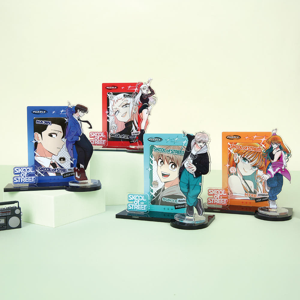 Skool of Street - Spinning Acrylic Photocard Stand