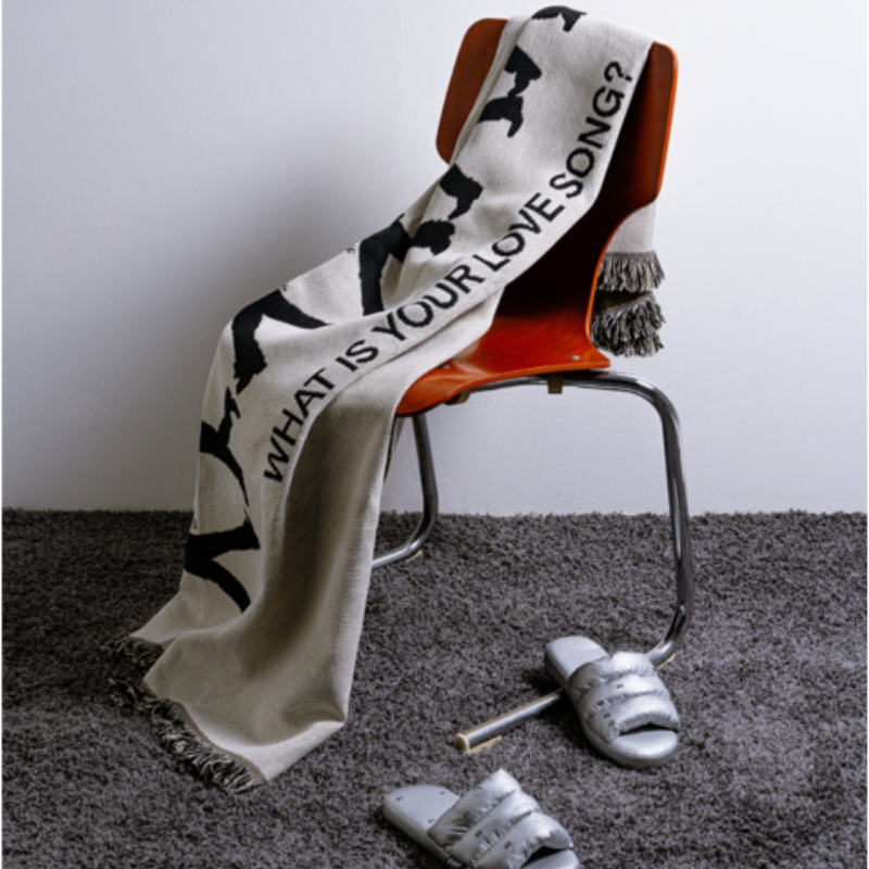 BTS Pop-Up: Arirang – Blanket