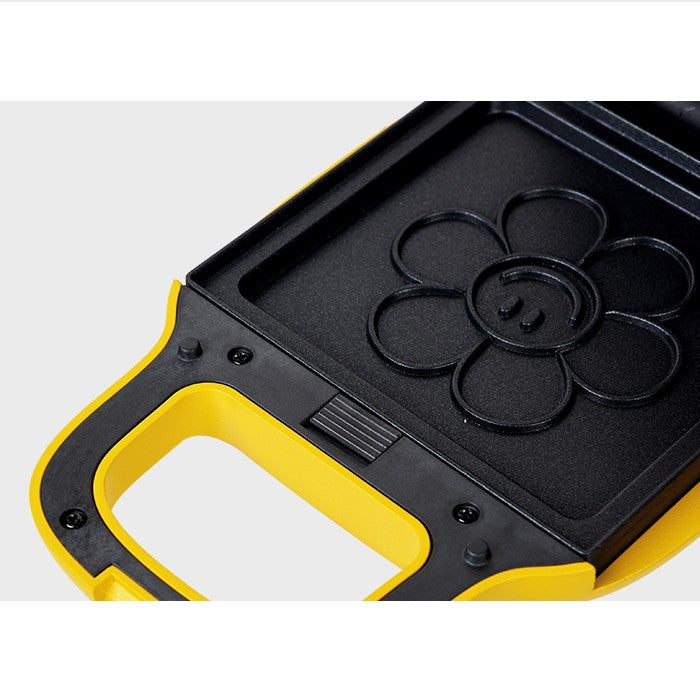 JENNIFEROOM X Wiggle Wiggle - Waffle Maker