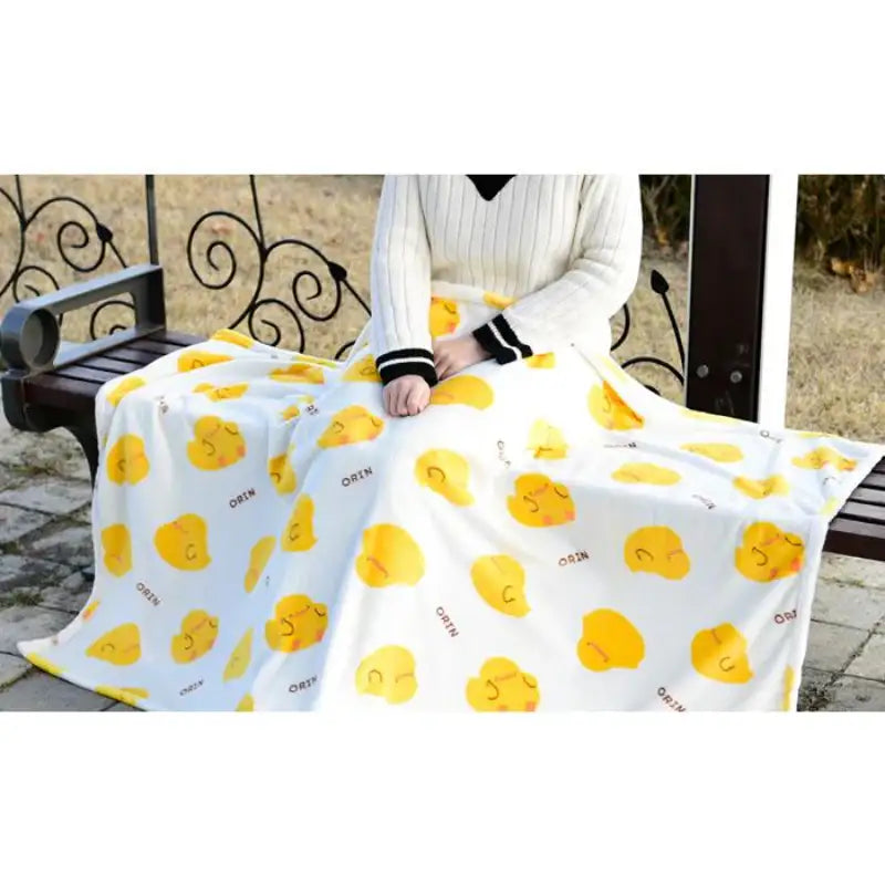 Orin - Mink Knee Blanket - Soone Content - Blanket - Harumio