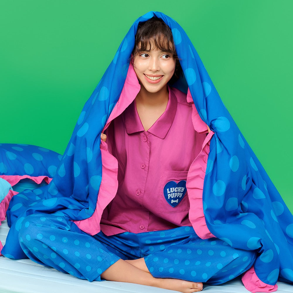 Wiggle Wiggle - Cooling Quilted Blanket (Lucky Puppy Blue)