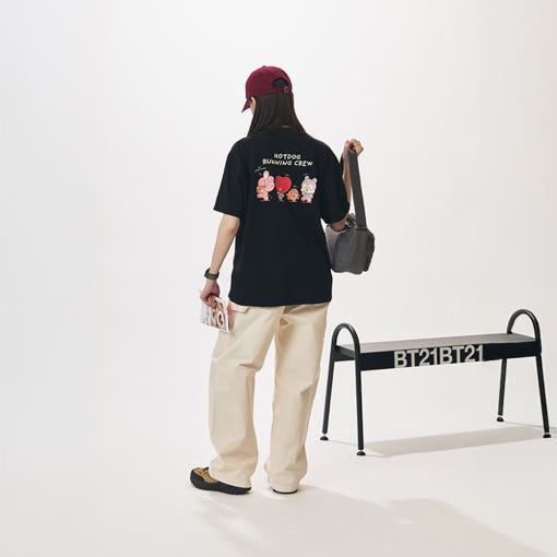 BT21 - Basic Hotdog Running Crew Short Sleeve T-Shirt