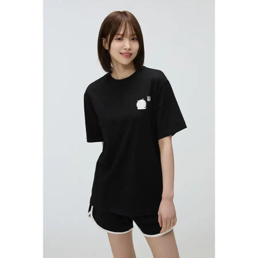 SPAO x Damgomi - Damgomi Short Sleeve T-shirt (BLACK) - SPAO - T-shirt - Harumio