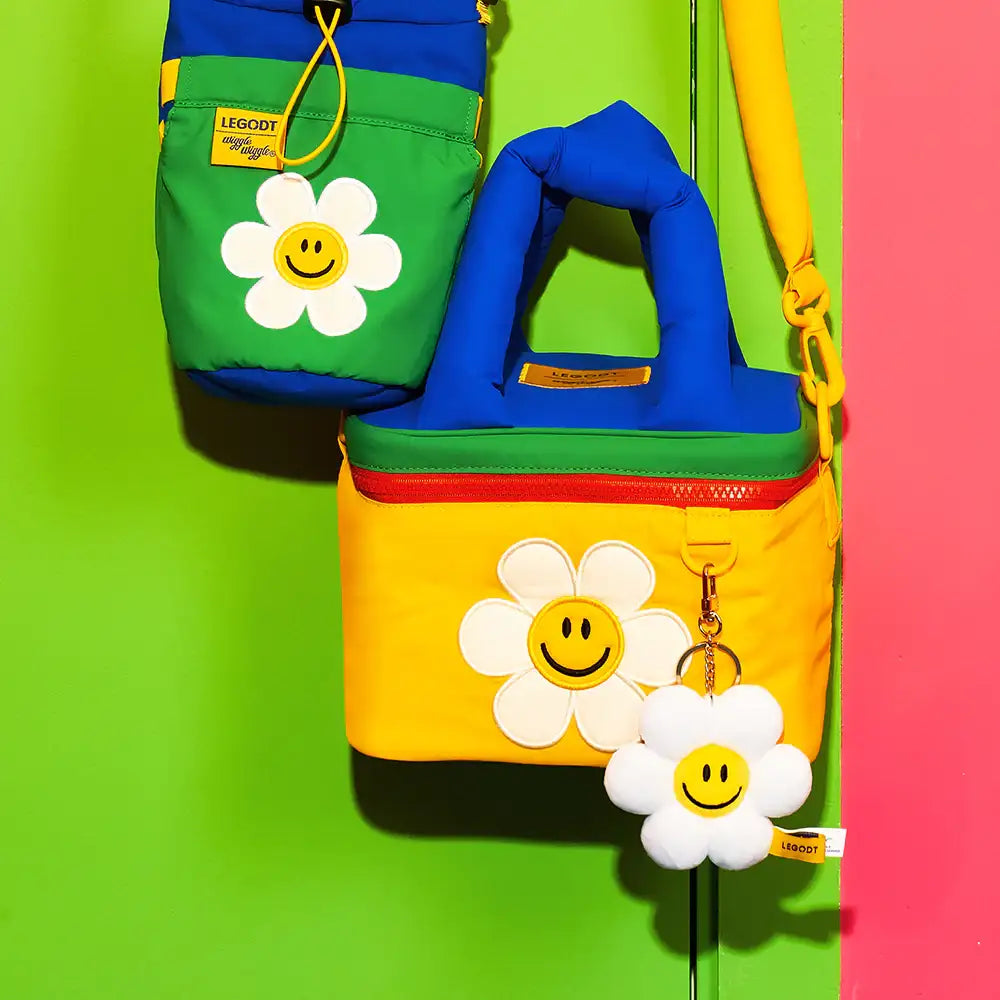 LEGODT x Wiggle Wiggle - Smile We Love Toy Keyring - Wiggle Wiggle - Keyring - Harumio
