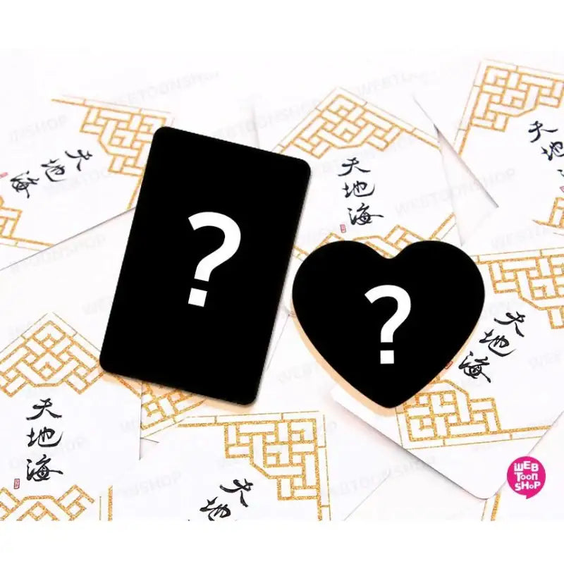 Heaven And Earth - Photo Card + Heart Button (Random) - Webtoon Shop - Accessories - Harumio