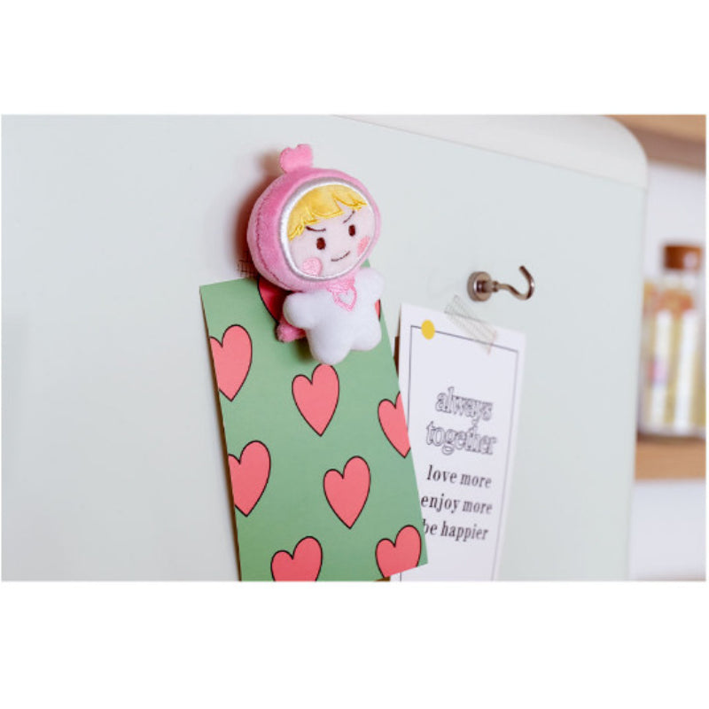 Yumi's Cells - Mini Doll Magnet