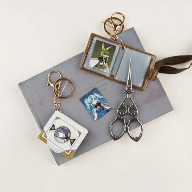Lord of Heroes x GOODSBEE - Petite Album Keyring - GOODSBEE - Keyring - Harumio